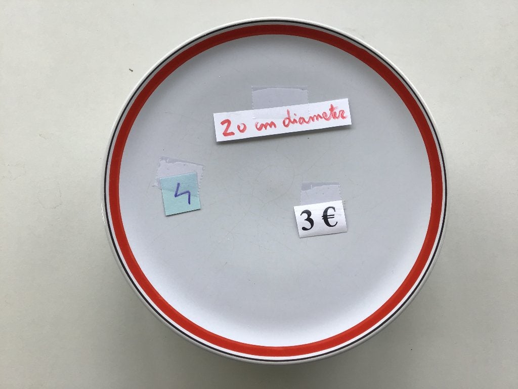 différents ensembles d'assiettes plates et creuses à 1 euro, Enlèvement ou Envoi, Comme neuf, Assiettes(s)