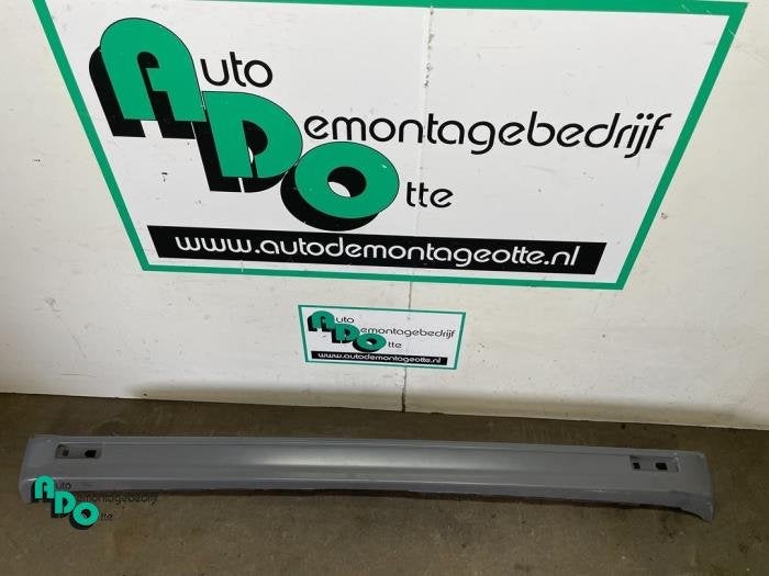 Achterbumper van een Renault Trafic (Trafic 01-), Gebruikt, -, Renault, -