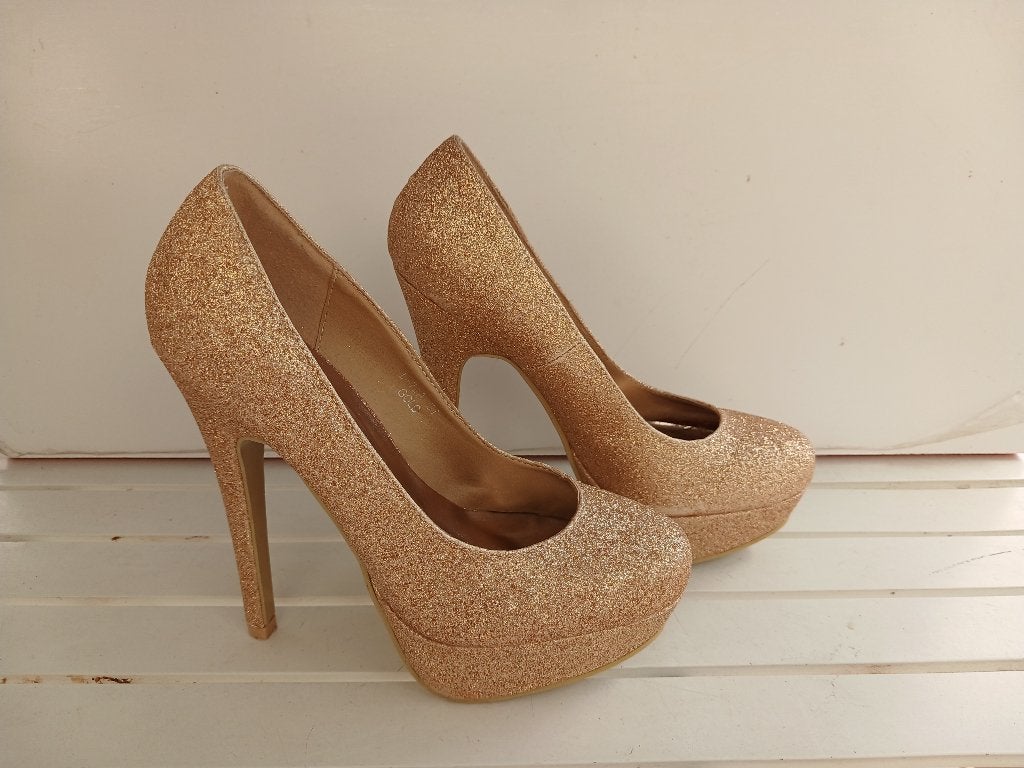 pumps, Pumps, Verzenden, Beige, Zo goed als nieuw