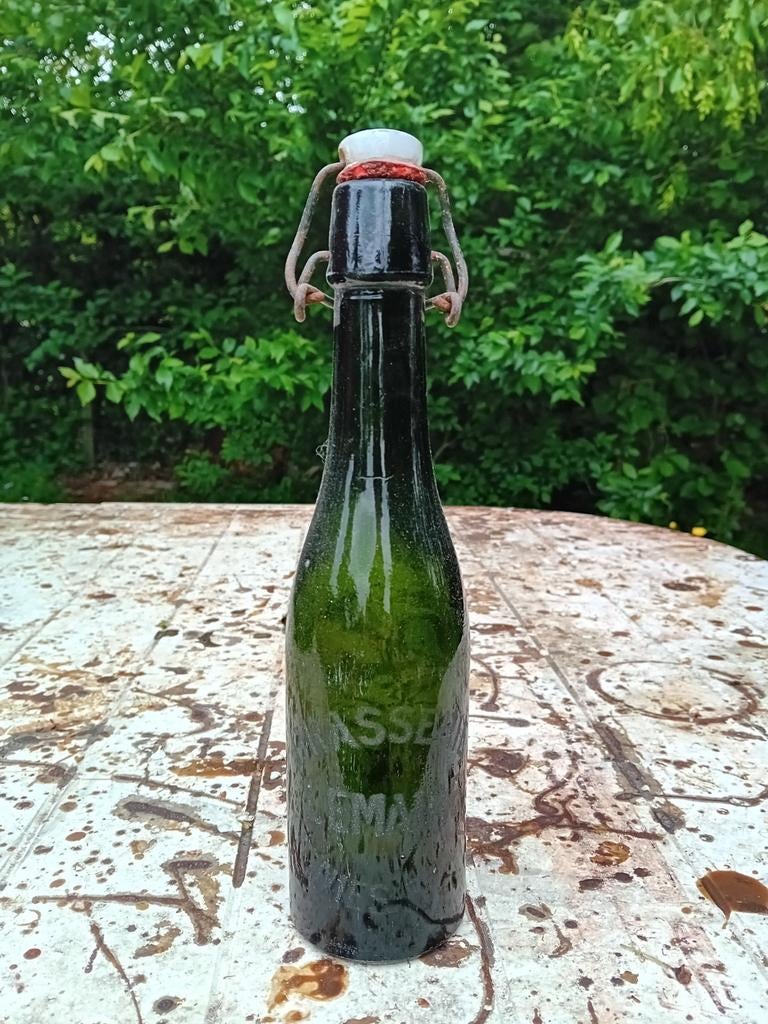 Ancienne brasserie de bouteilles de bière Lemaire Ellignies, Collections, Enlèvement ou Envoi