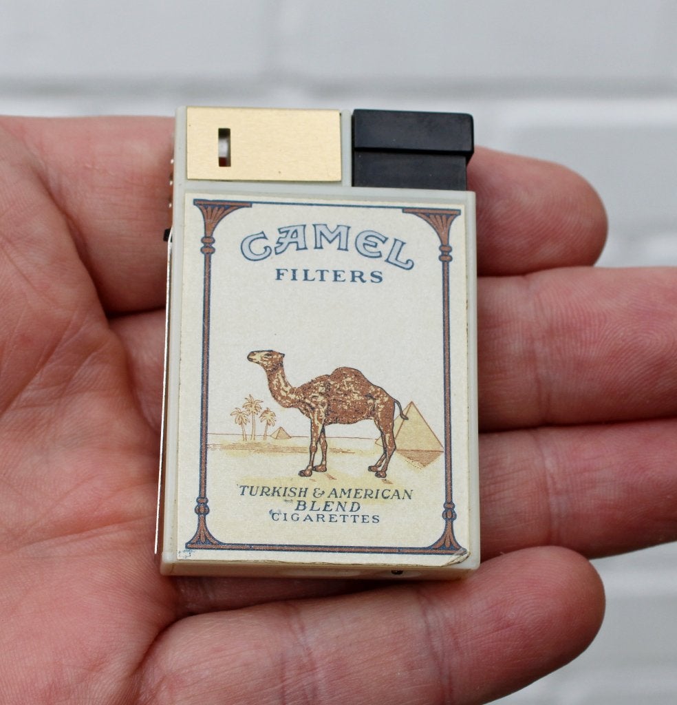 oude aansteker CAMEL, Verzamelen, Rookartikelen, Aanstekers en Luciferdoosjes, Ophalen of Verzenden, Gebruikt, Aansteker