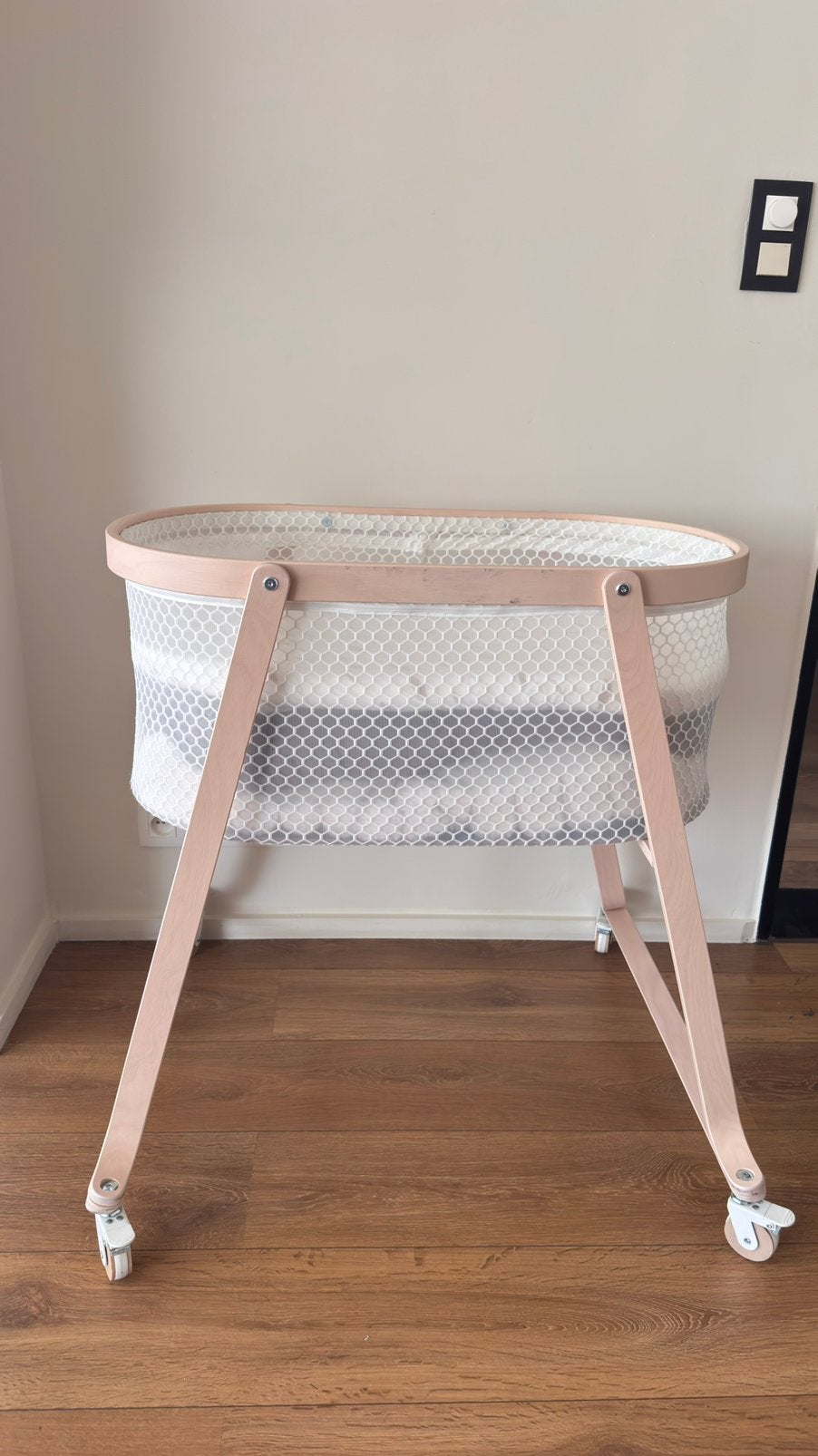 Kinderbed, Ophalen, 70 tot 85 cm, Zo goed als nieuw, Minder dan 140 cm