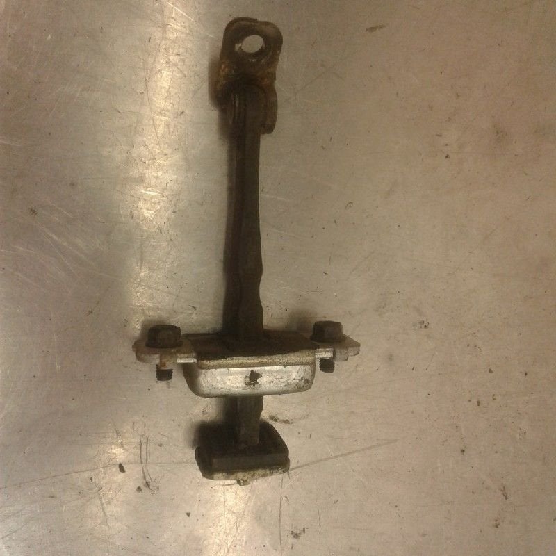 MECANISME DE VEROUILLAGE PORTE AVANT GAUCHE Sorento I (JC), Utilisé, Gauche, Kia