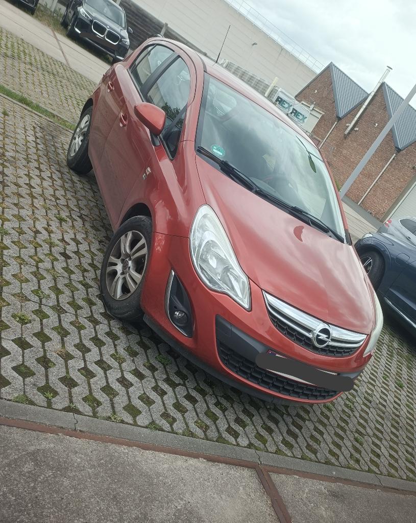 Opel Corsa D, Autos, Rouge, Euro 5, Achat, USB