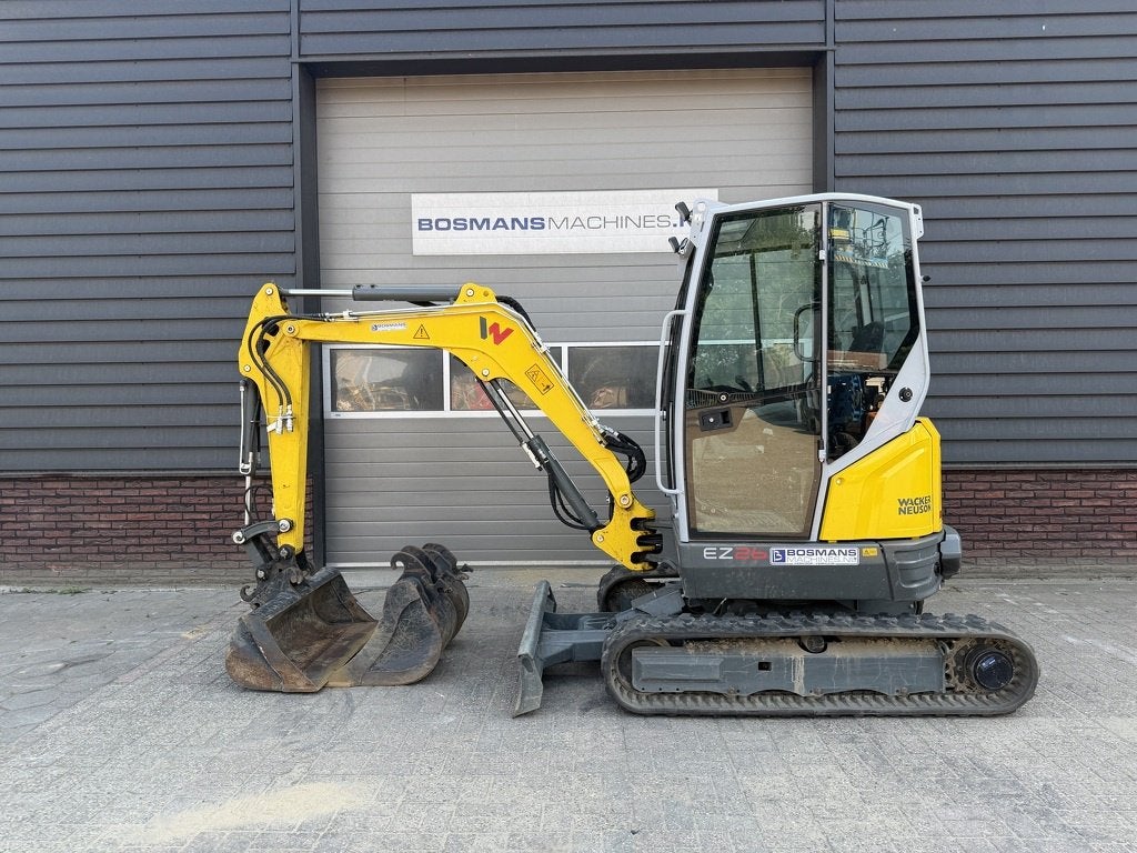 Neuson EZ26 minigraver 2024 sloop / sorteer functie!, Zakelijke goederen, Graafmachine