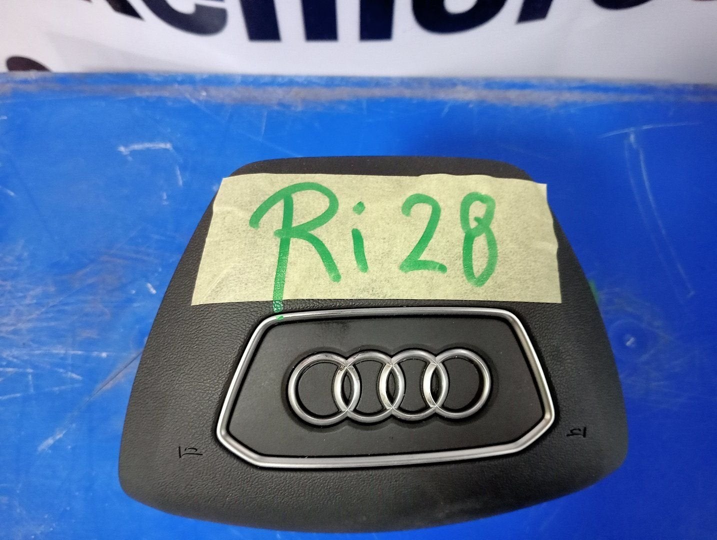 Audi A6, A7 Stuur Airbag Zwart 2018+ 4N0880201K 6PS A6 (C8), -, Audi, Utilisé, -