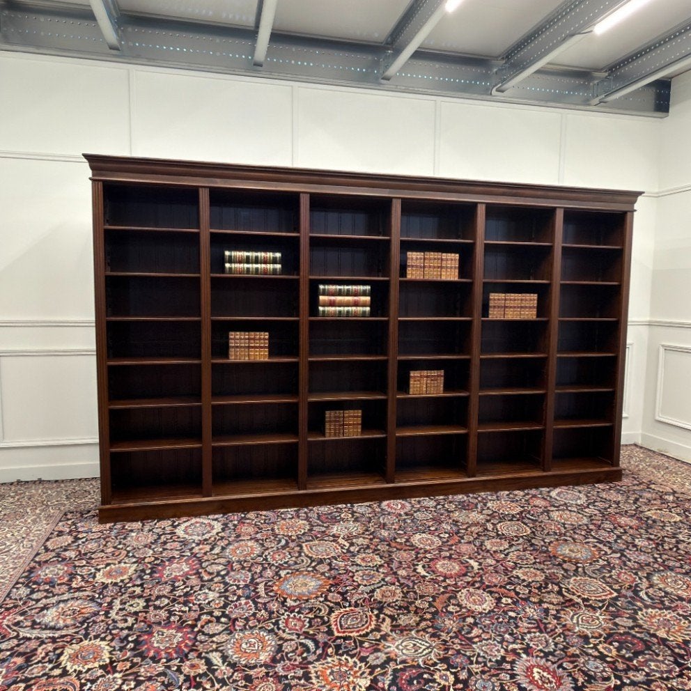 Grote Klassieke Engelse Open Boekenkast, Antiek en Kunst, Ophalen of Verzenden