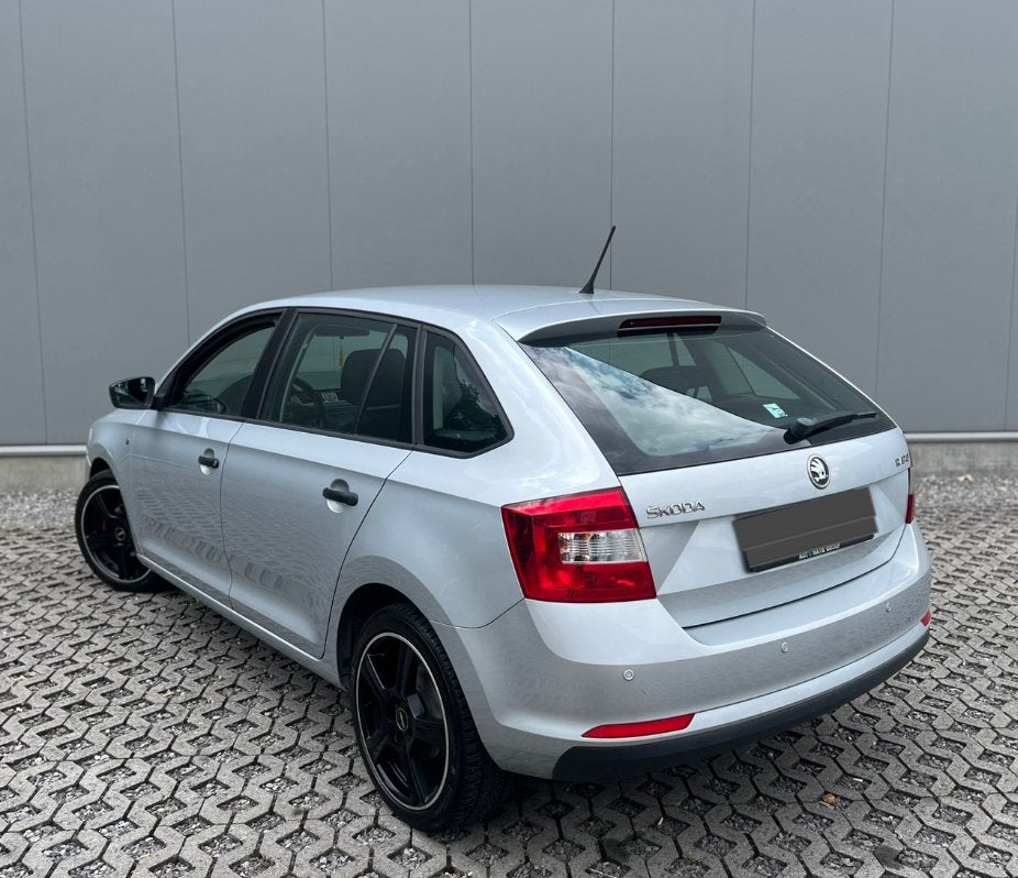 ✅ Skoda Rapid 1.2 Benzine ✅• Airco /2014 •164.000 km GEKEURD, Auto's, Stof, Zwart, 5 deurs, Particulier