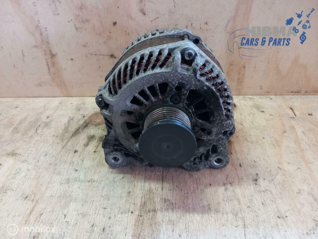 Renault Laguna Estate III 2.0 DCI Dynamo 8200960536 07 - 14, Gebruikt, Renault, Ophalen of Verzenden, Renault