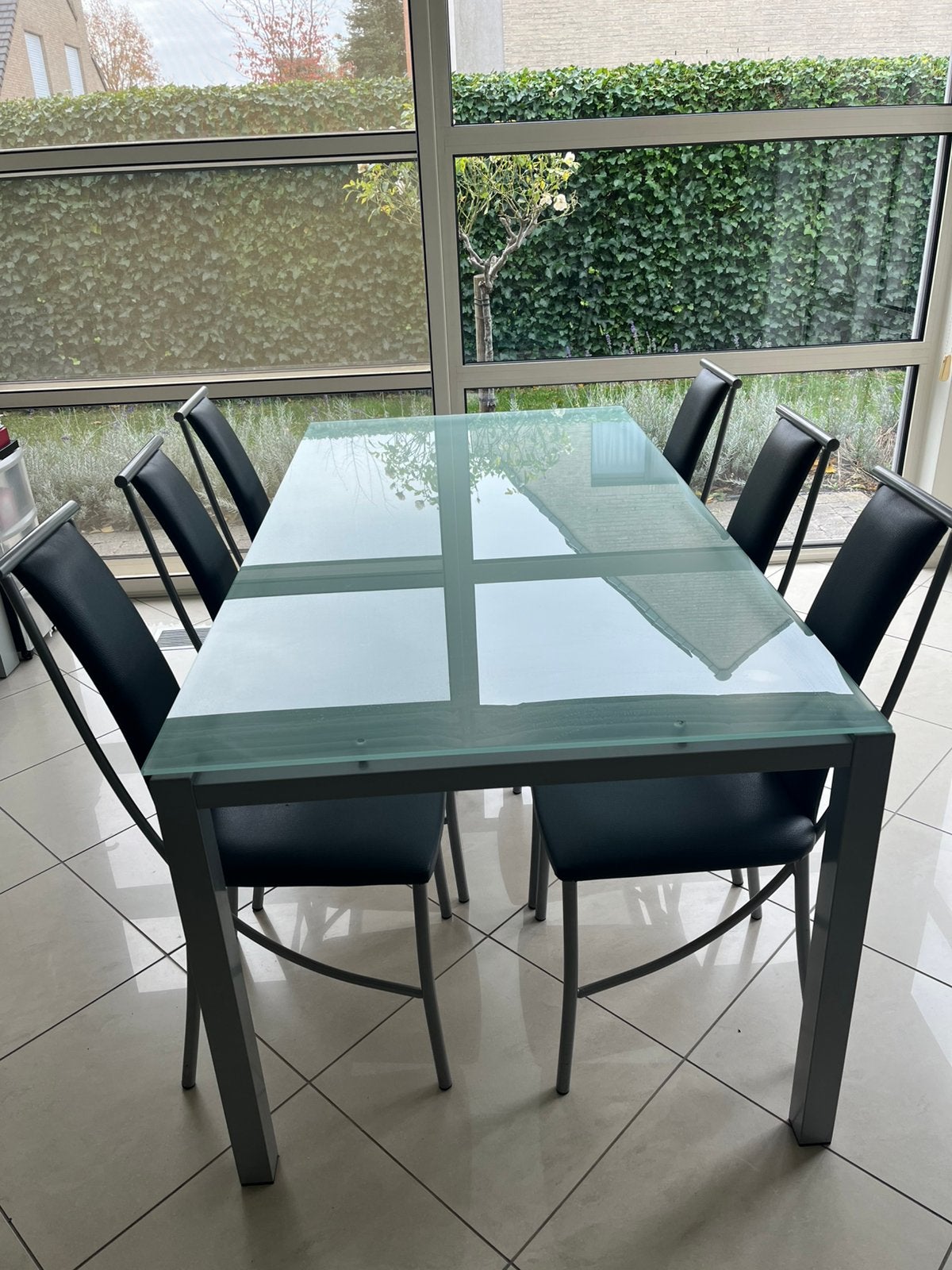 Tafel met glazen blad, Ophalen, Zo goed als nieuw, Rechthoekig