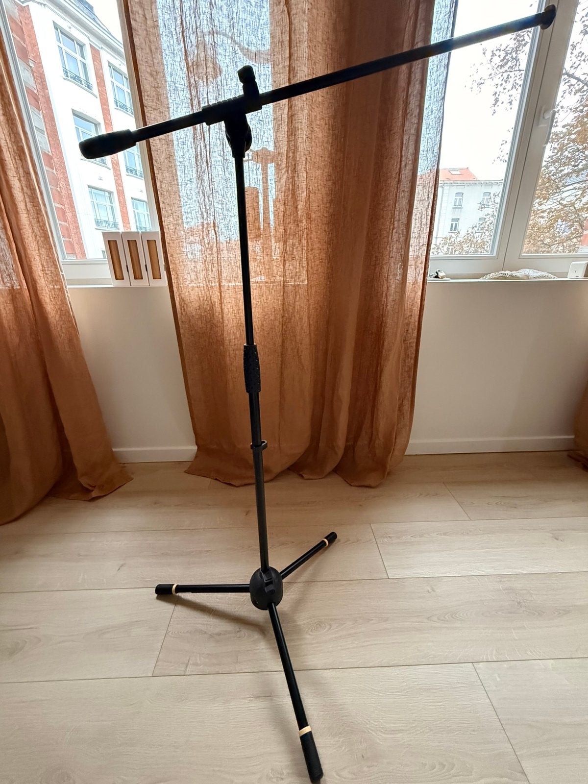 Microfoonstatieven, Muziek en Instrumenten, Ophalen, Zo goed als nieuw, Microfoon