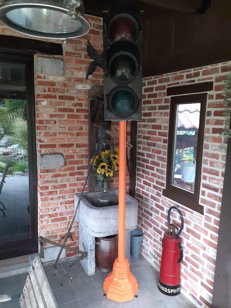 verkeerslicht op voet, mooi in mancave, benzinepomp, oprit, Ophalen, Gebruikt