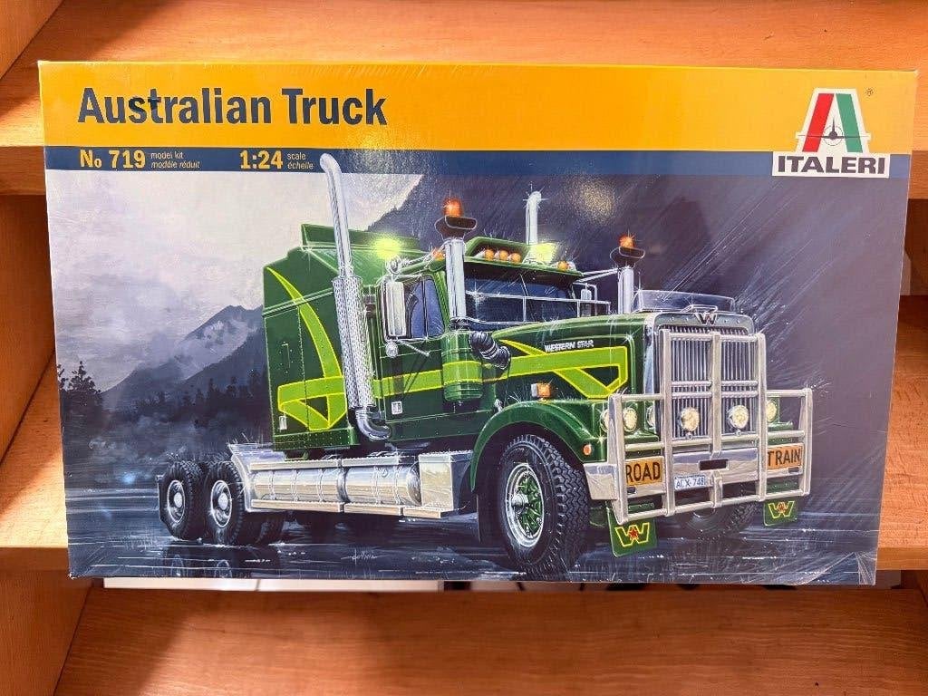 Italeri Australian Truck  schaal 1/24, Hobby & Loisirs créatifs, Modélisme | Voitures & Véhicules, Neuf, Camion, Plus grand que 1:32