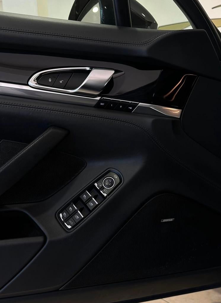 Porsche Panamera Hybrid 2014, Auto's, Porsche, Automaat, 4 zetels, Achterwielaandrijving, Zwart