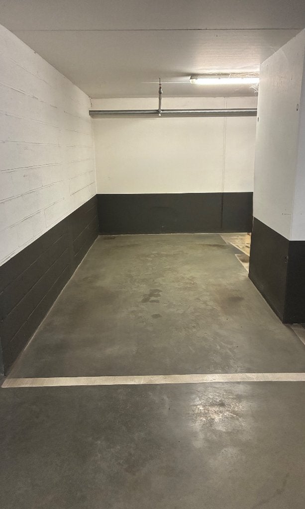Autostaanplaats te koop, Hasselt