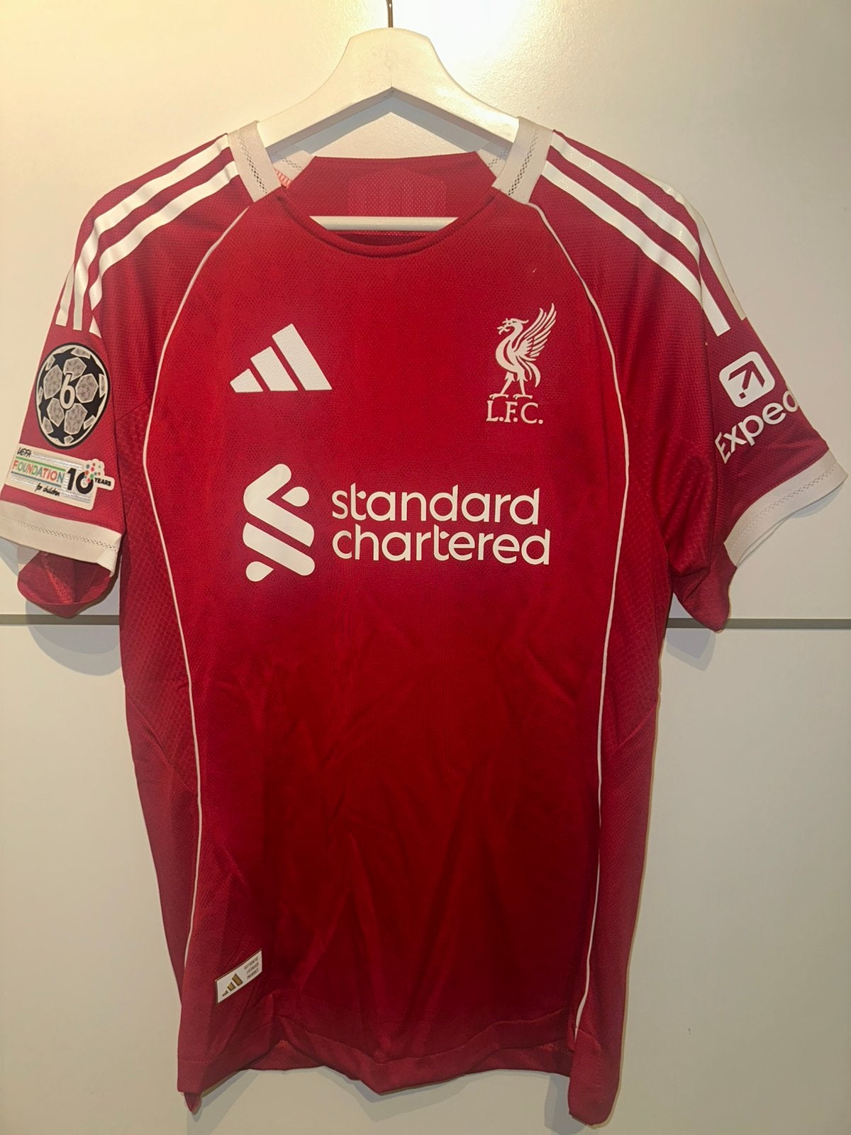 Mo Salah Liverpool shirt, Sport en Fitness, Maat M, Ophalen of Verzenden, Nieuw, Shirt