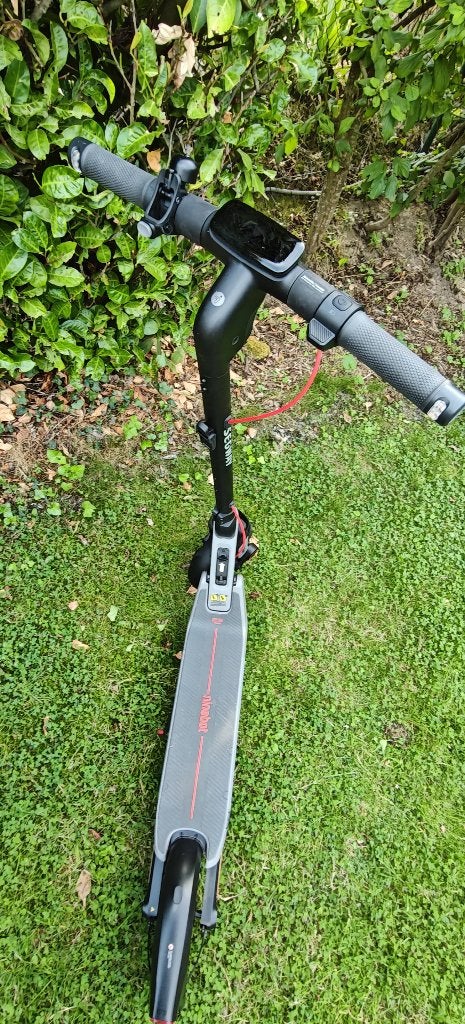 Segway ninebot E3Pro, Vélos & Vélomoteurs, Enlèvement, Comme neuf, Step électrique (E-scooter), Segway Ninebot