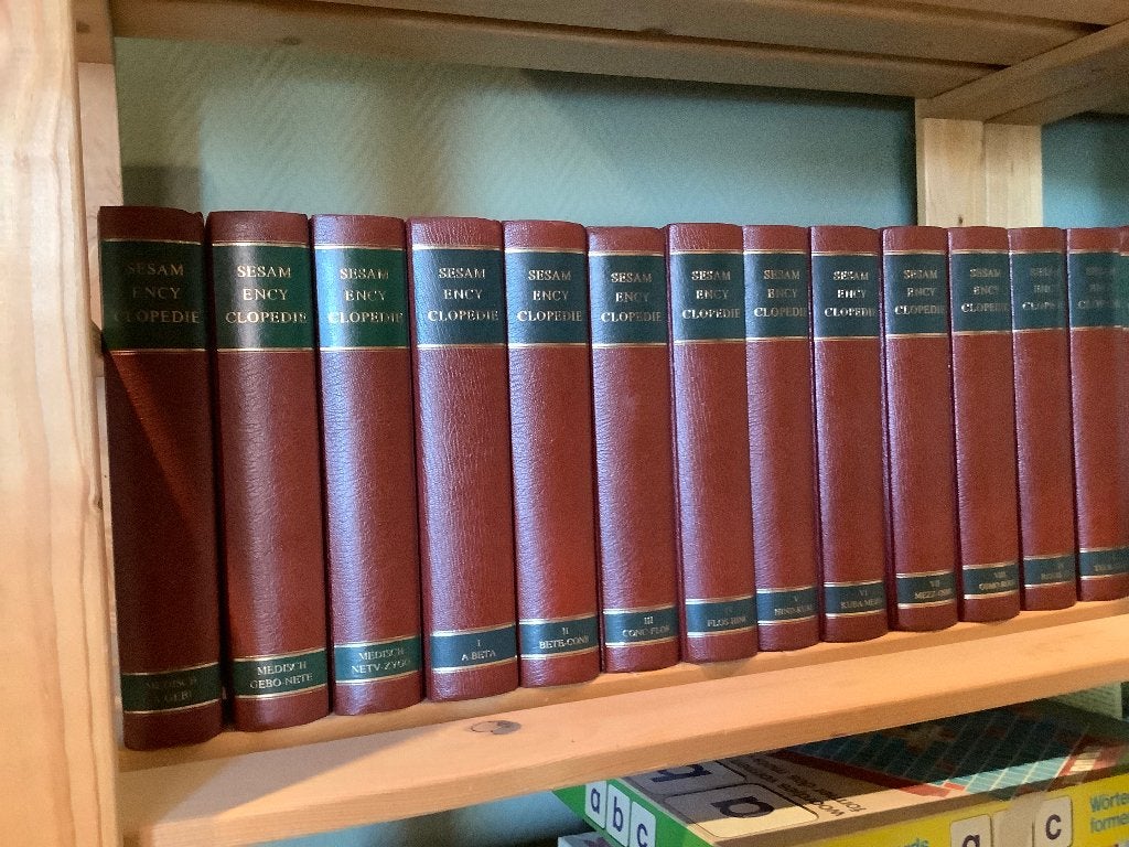 Sesam encyclopedie, Boeken, Ophalen, Complete serie, Diverse auteurs, Zo goed als nieuw