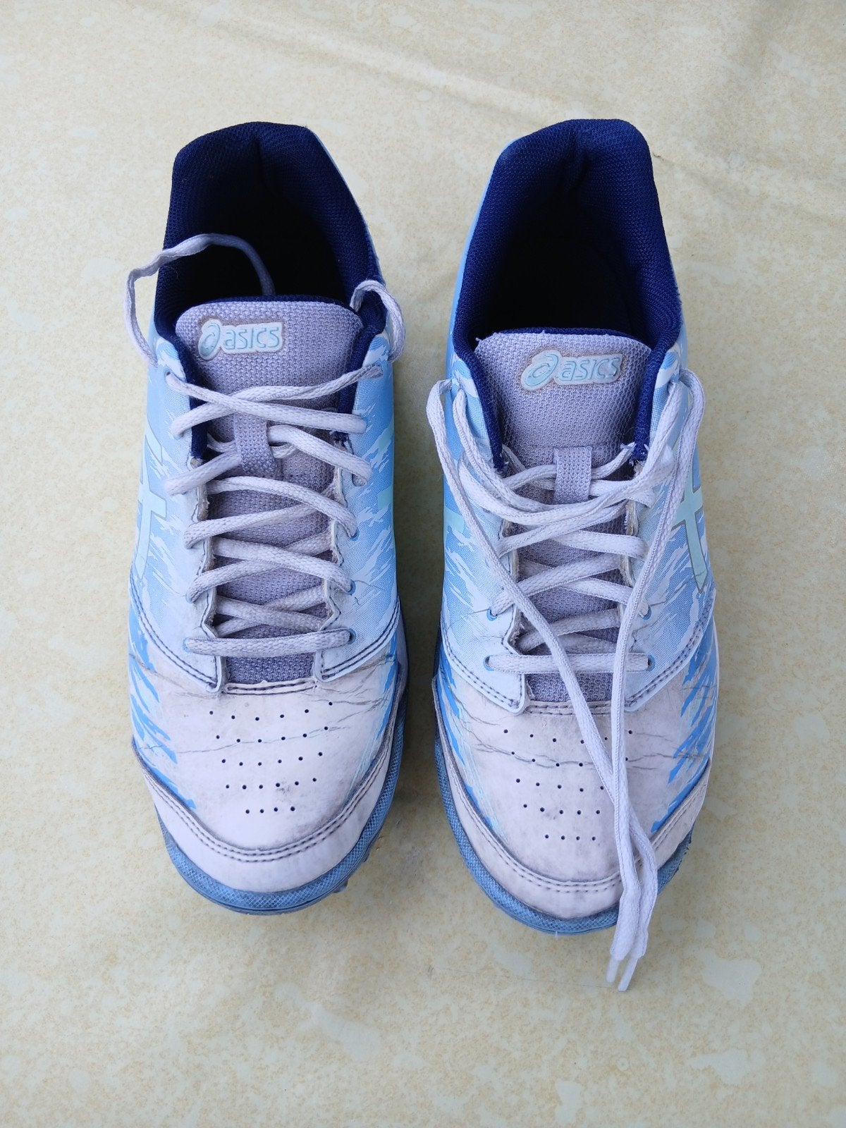 Chaussures Hockey Asics femme 39,5, Enlèvement ou Envoi, Utilisé, Chaussures