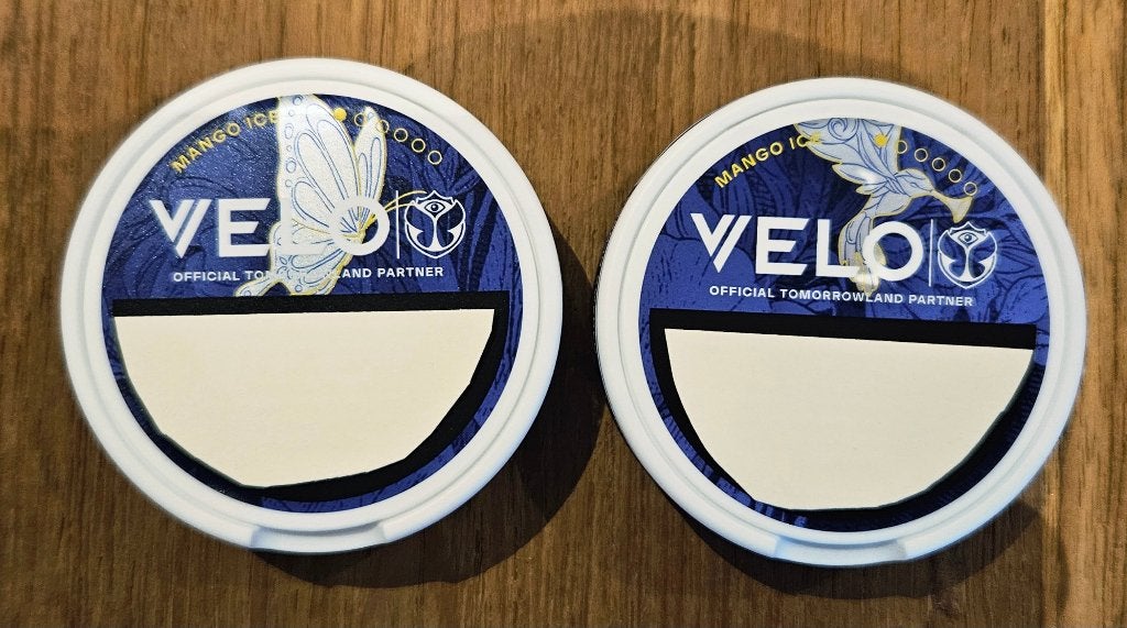 Tomorrowland 2026 x Velo gelimiteerde editie 2 doos, Verzamelen, Verzenden, Nieuw