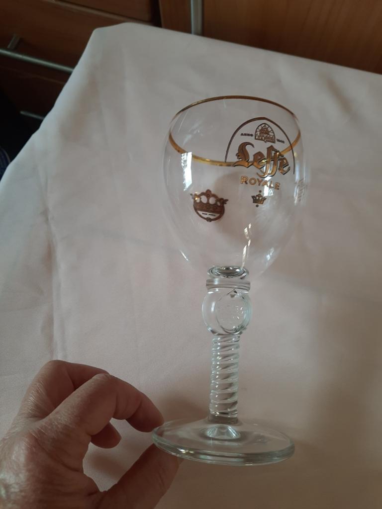 Verres Leffe Royal lot dex6 Verres Neuf avec dorure, Collections, Marques de bière, Leffe