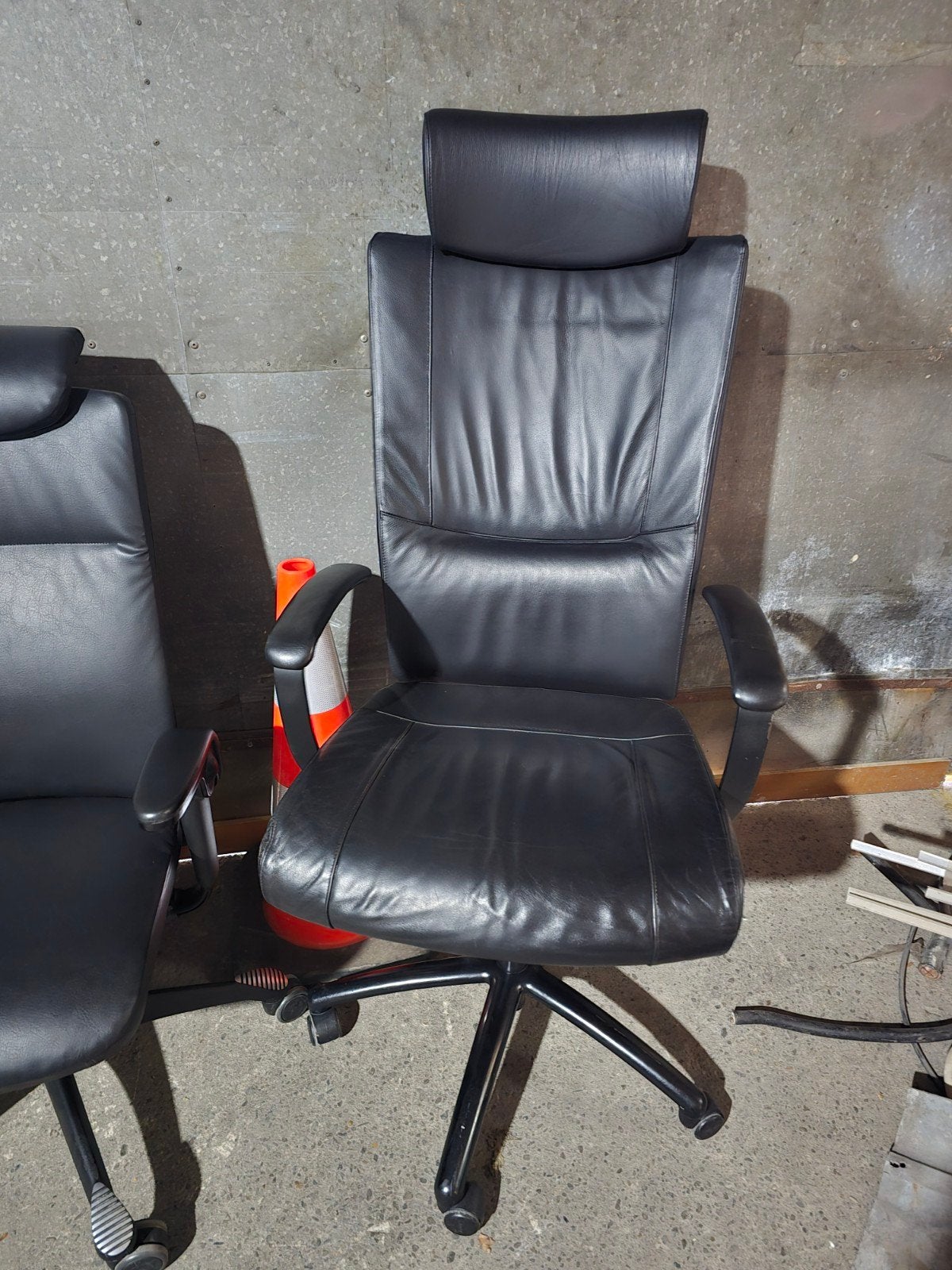 Chaise de bureau Pro ergonomique En cuire, Enlèvement, Utilisé