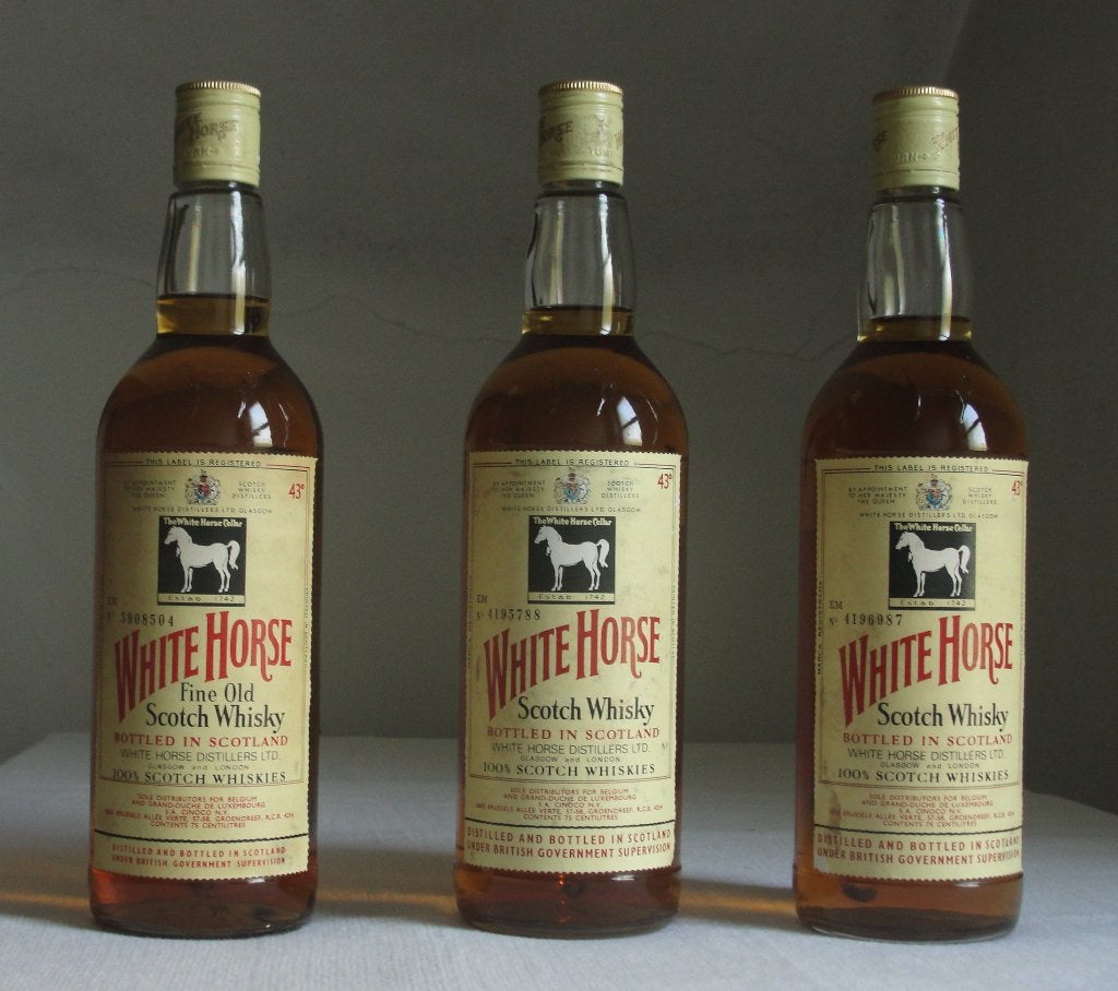 White Horse Schotse whisky, Collections, Vins, Autres régions, Pleine, Comme neuf, Enlèvement