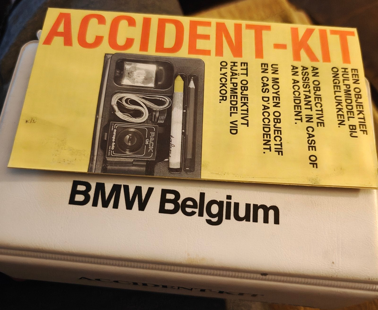 -Uniek- BMW Belgium accident kit. -collectors item-, Enlèvement ou Envoi, Neuf, BMW