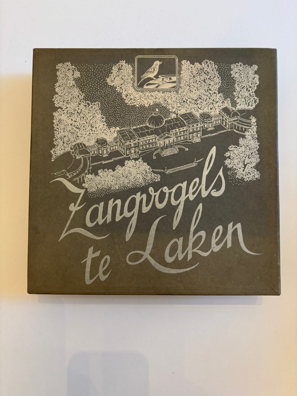 Zangvogels te Laken, Ophalen of Verzenden, Zo goed als nieuw