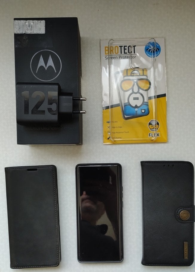 Motorola Edge 40 Pro noir, Télécoms, Téléphonie mobile | Motorola, Comme neuf, Sans simlock, Classique ou Candybar, Écran tactile