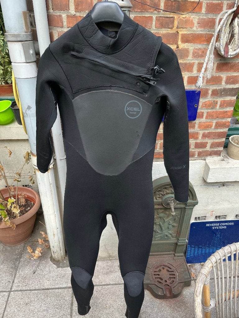 Xcel Axis wetsuit M – 4/3mm - chest zip, Wetsuit, Gebruikt, Heer, Ophalen of Verzenden