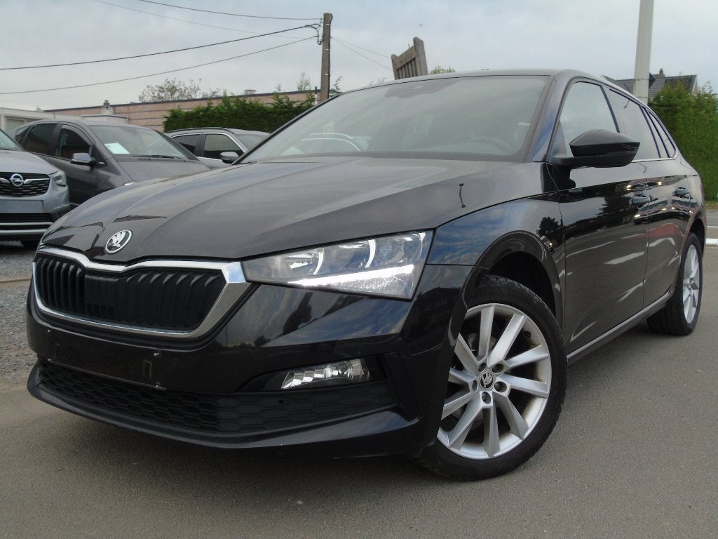 Skoda Scala 1.0 TSI *2022*1e Eigen*Carplay*Camera*AUTOMAAT, Euro 5, Entreprise, Noir, 5 portes