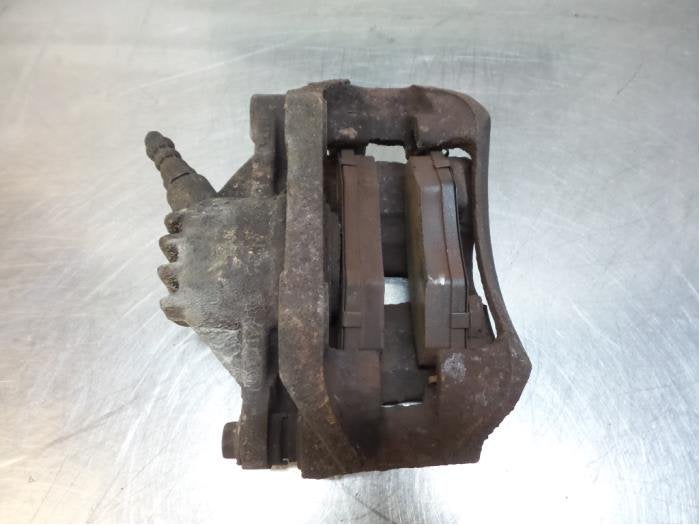 Etrier de frein (pince) avant droit d'un Peugeot 206, -, 3 mois de garantie, Utilisé, -