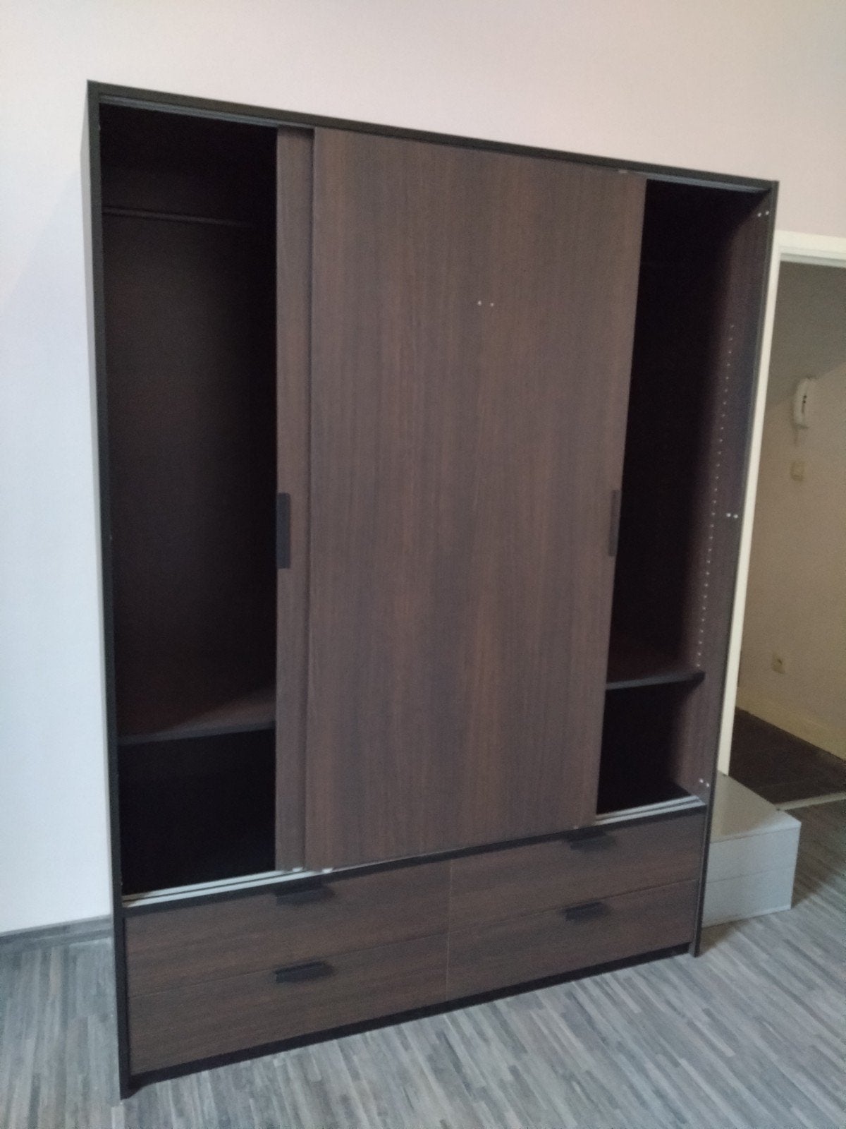Kast met schuifdeuren, Ophalen, 200 cm of meer, 150 tot 200 cm, Zo goed als nieuw