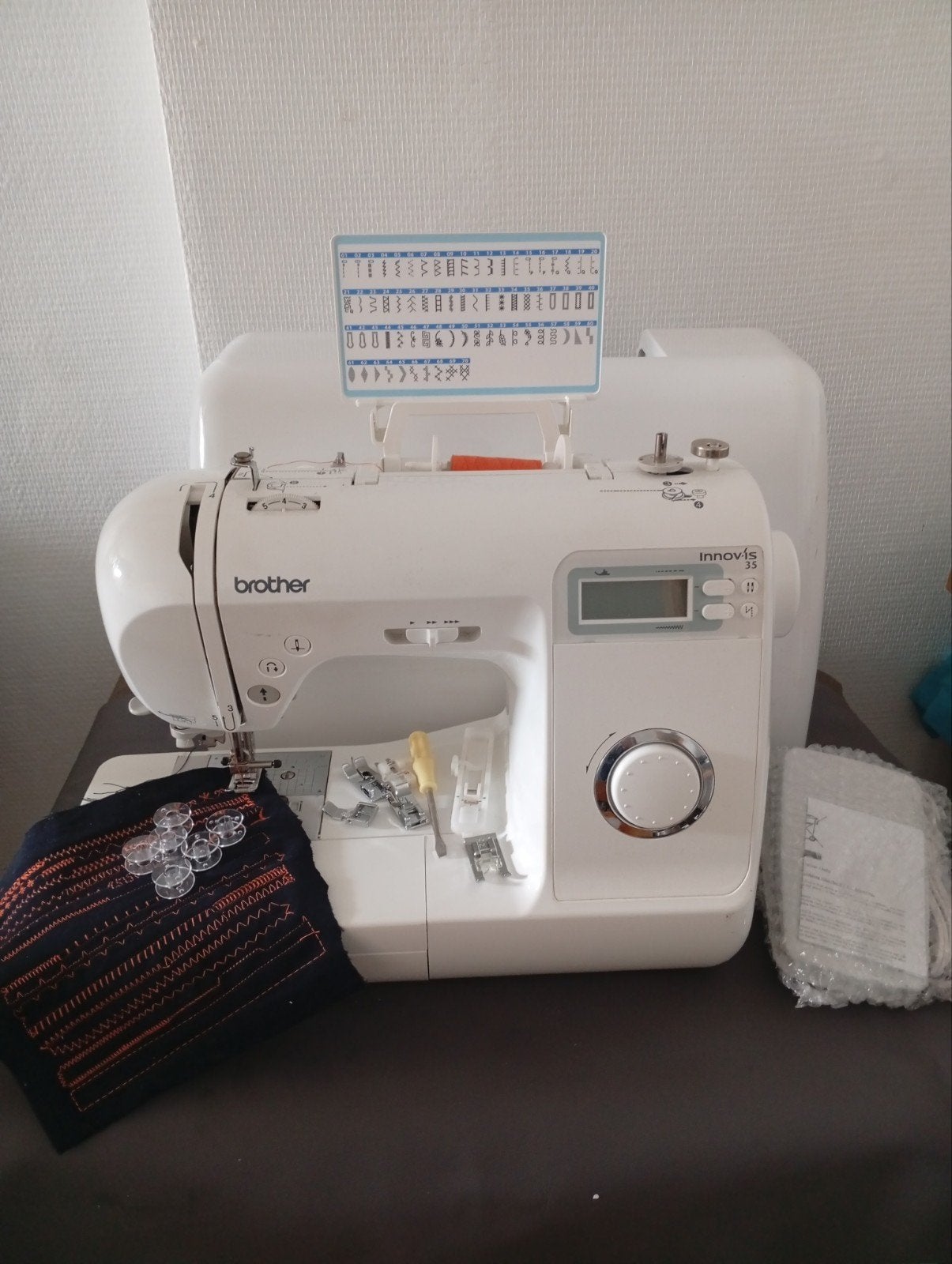 Machine à coudre Brother innov'is 35, Hobby & Loisirs créatifs, Machines à coudre & Accessoires, Enlèvement ou Envoi, Machine à coudre