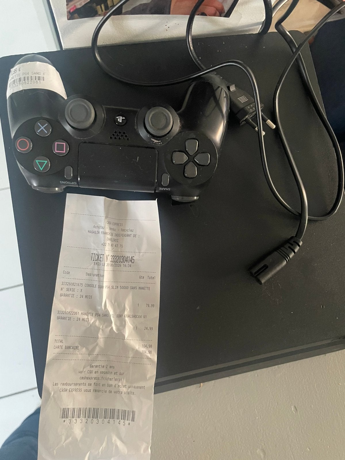 PS4 + Manette Camo Edition + 1 Jeu -, Consoles de jeu & Jeux vidéo, Enlèvement, Comme neuf, Slim
