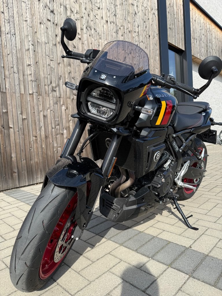 Suzuki GSX 8TT, 2 cilinders, Nieuw, Motorrijbewijs A, Particulier