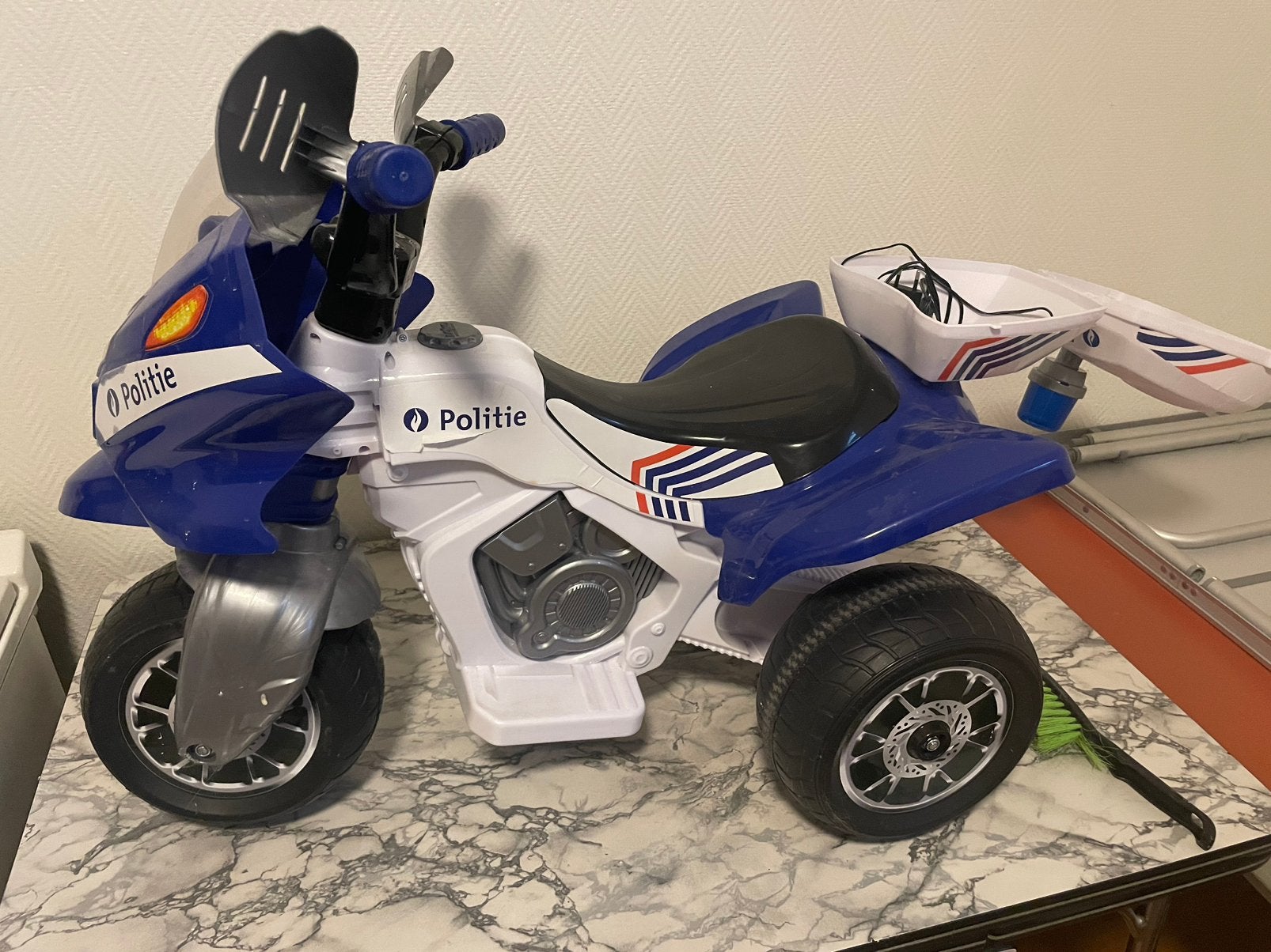 Moto electrique police avec sirene, Utilisé
