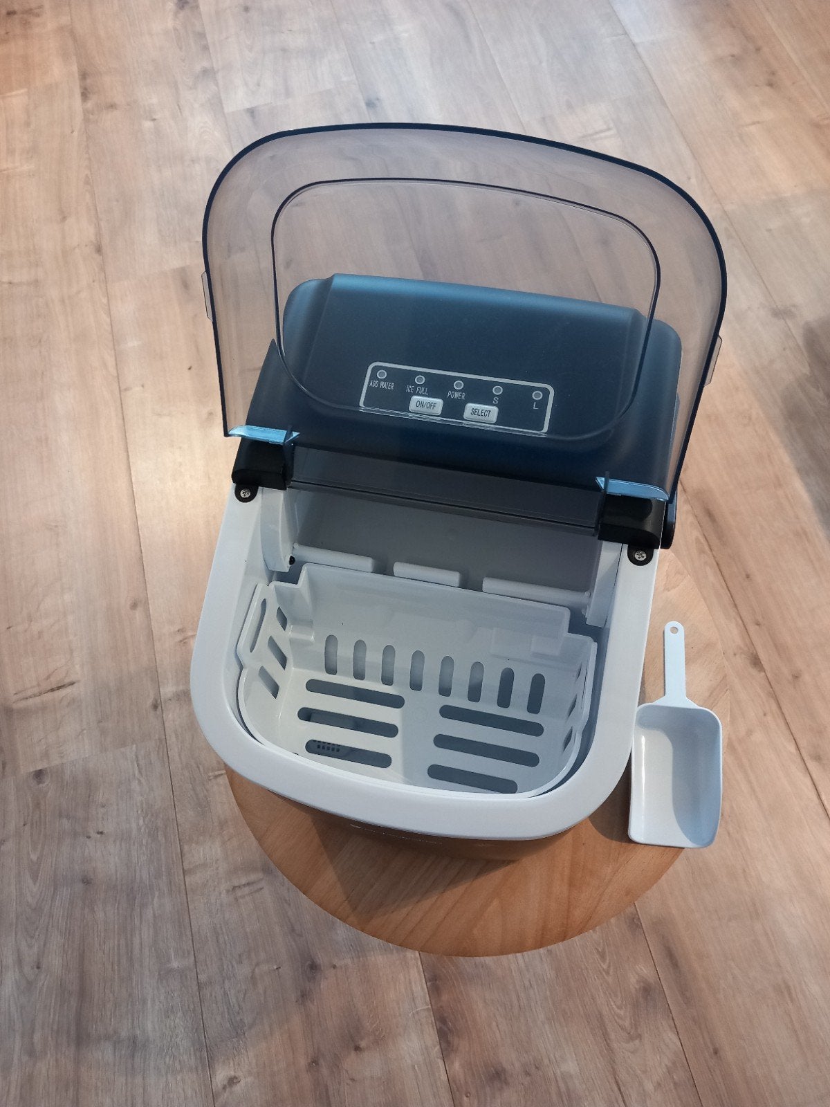 ijsblokjes machien, Elektronische apparatuur, IJsmachines, Ophalen of Verzenden, Zo goed als nieuw, Zelfvriezend