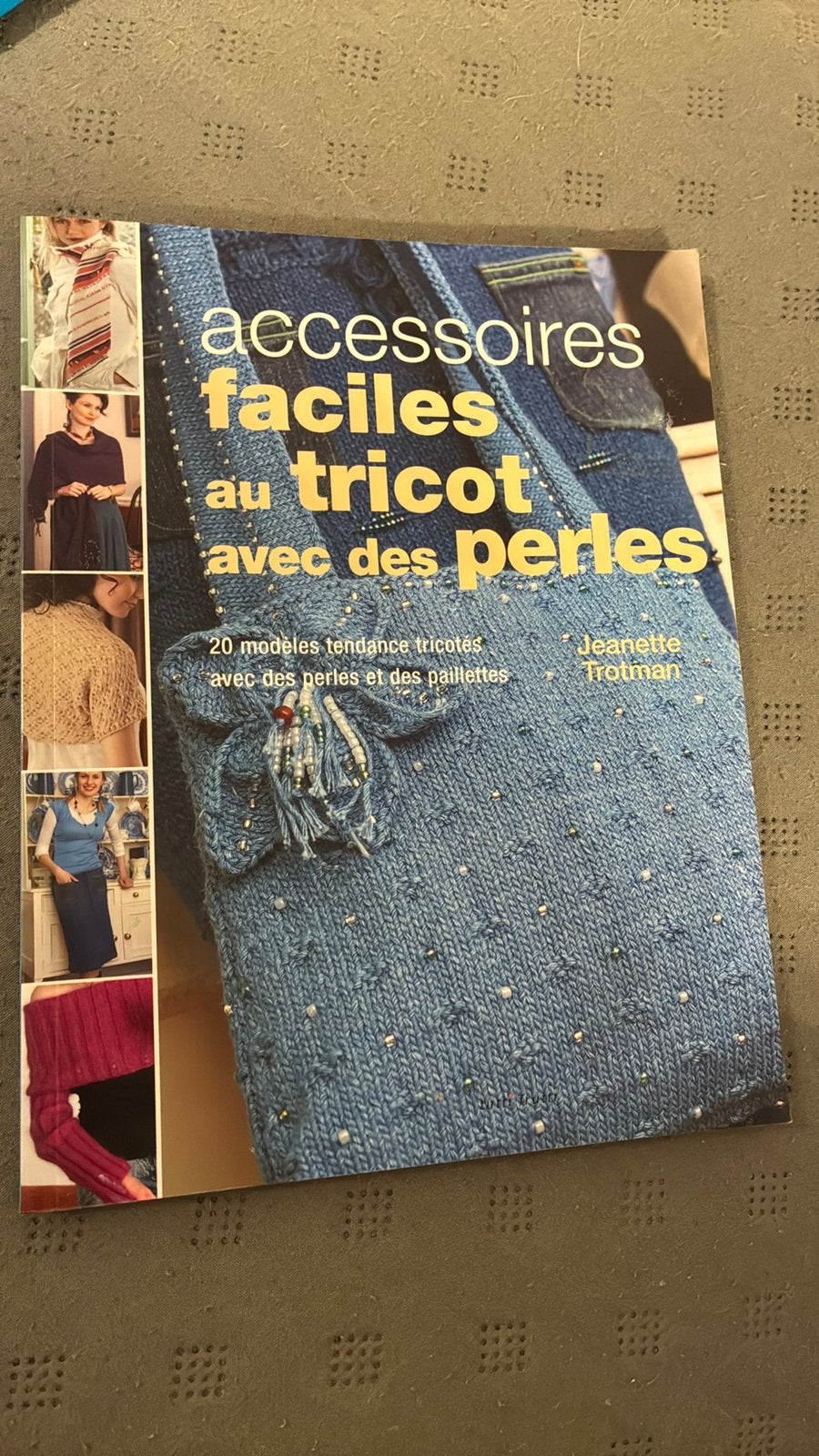 Accessoir facile au tricot avec des perles, Enlèvement ou Envoi, Comme neuf