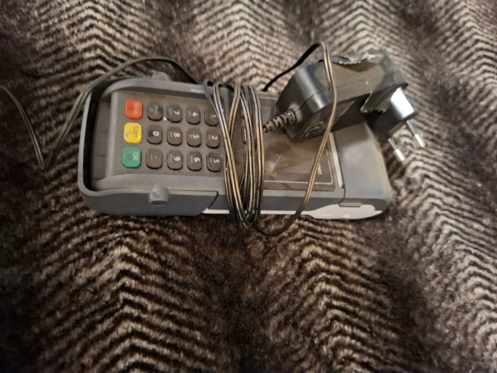 bankcontact aparaat, Telecommunicatie, Ophalen