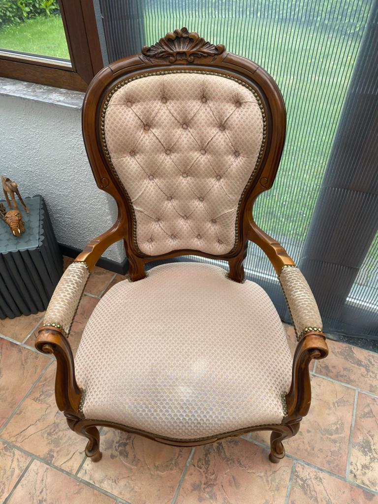 Fauteuil de style Louis-Philippe / Napoléon III, Enlèvement