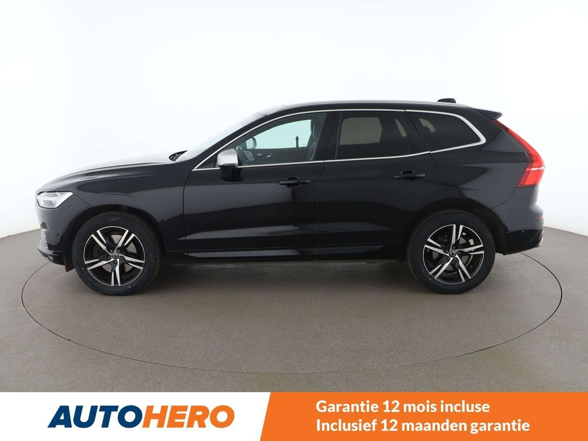 Volvo XC60 2.0 D4 R Design AWD (bj 2019), Auto's, Gebruikt, 1969 cc, Zwart, Leder