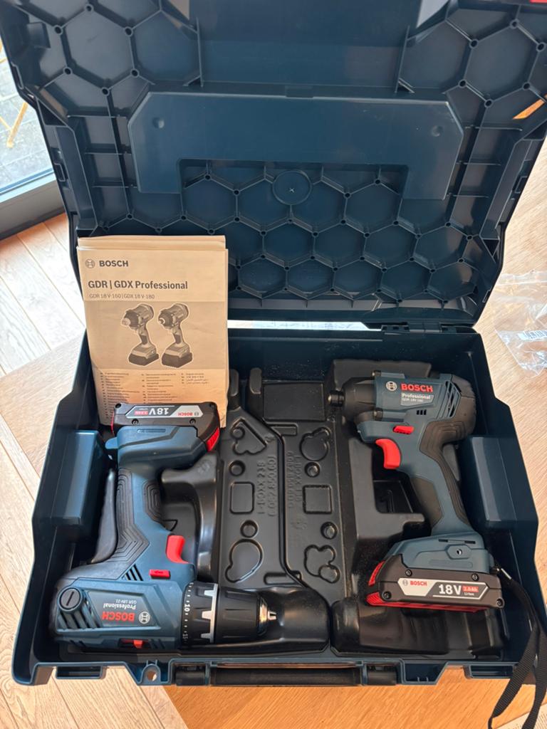 BOSCH professional 2 toolset, Doe-het-zelf en Bouw, Gereedschap | Overige machines, Zo goed als nieuw, Ophalen of Verzenden