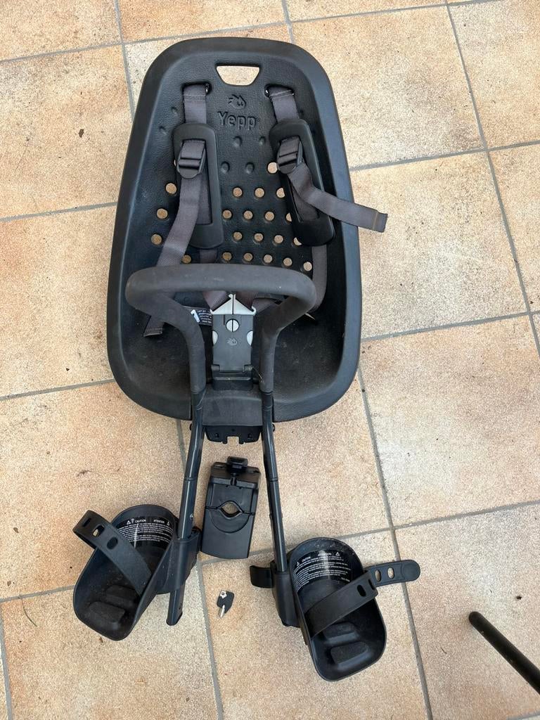Thule Yepp mini, Ophalen, Gebruikt, Voorzitje, Voetsteuntjes