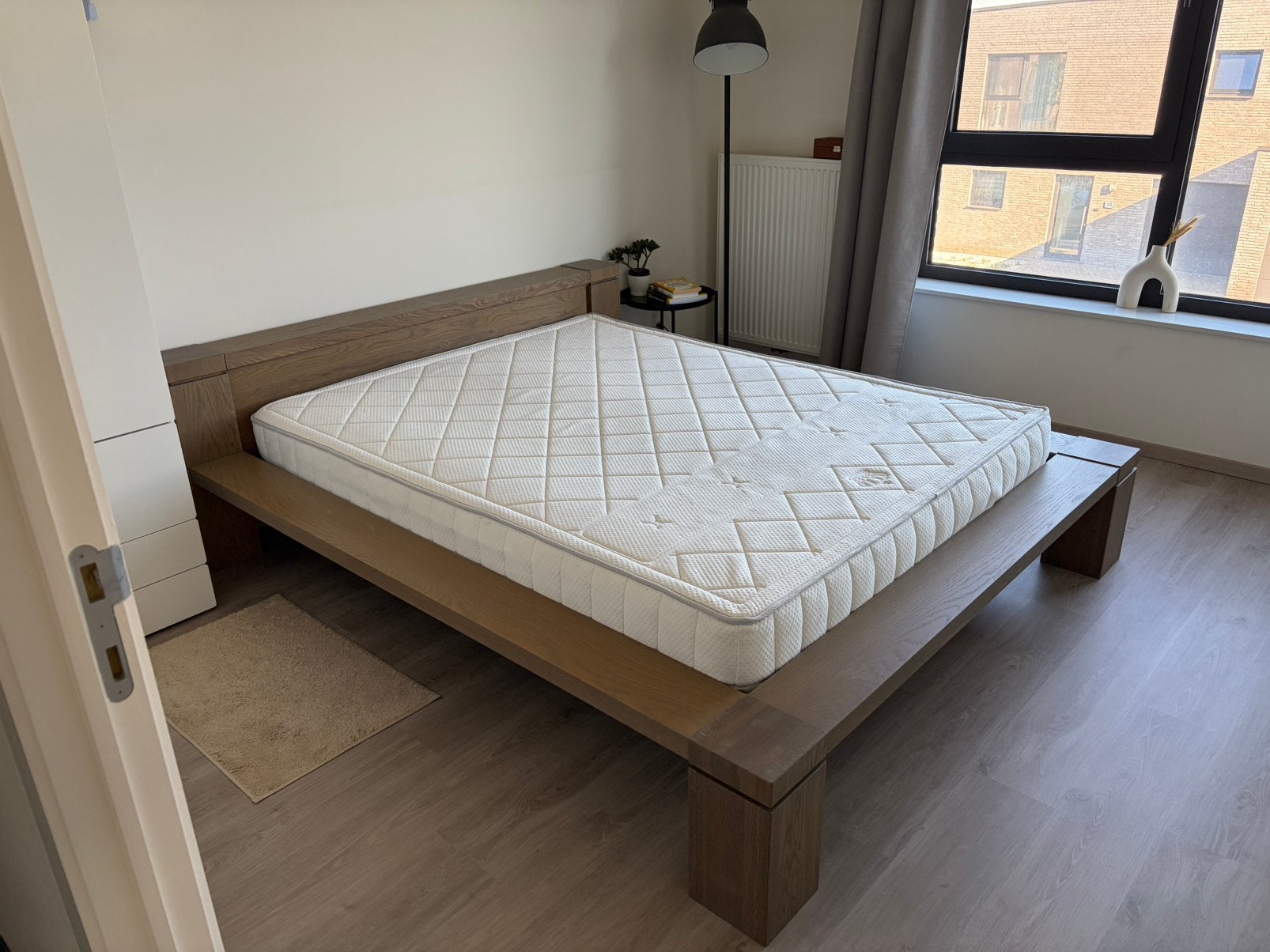 Cadre de lit en bois 160x200 avec 2 tables de chevet, Enlèvement, Utilisé, Deux personnes