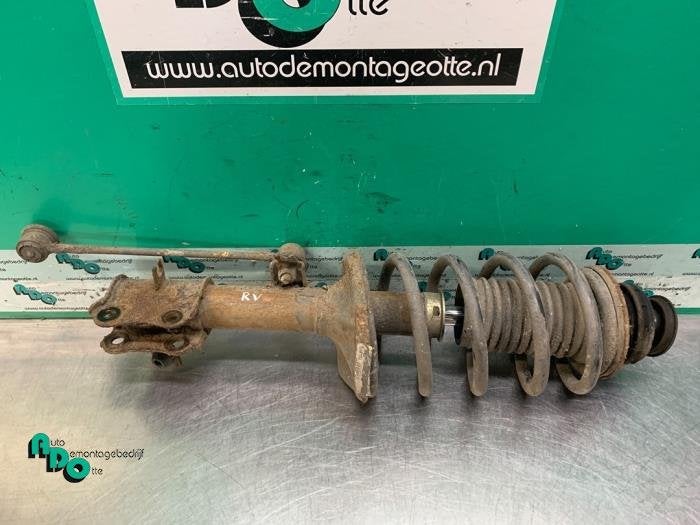 Barre amortisseur avant droit d'un Chevrolet Kalos (Kalos 02, Autos : Pièces & Accessoires, Suspension & Châssis, Chevrolet, Utilisé