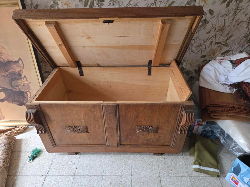 Coffre en bois massif L102xl58xh56