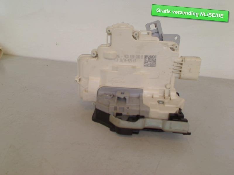 PORTIERSLOT RECHTS ACHTER Audi A3 Sportback (8VA / 8VF), Info@audi.de, Achter, Audi, Audi AG