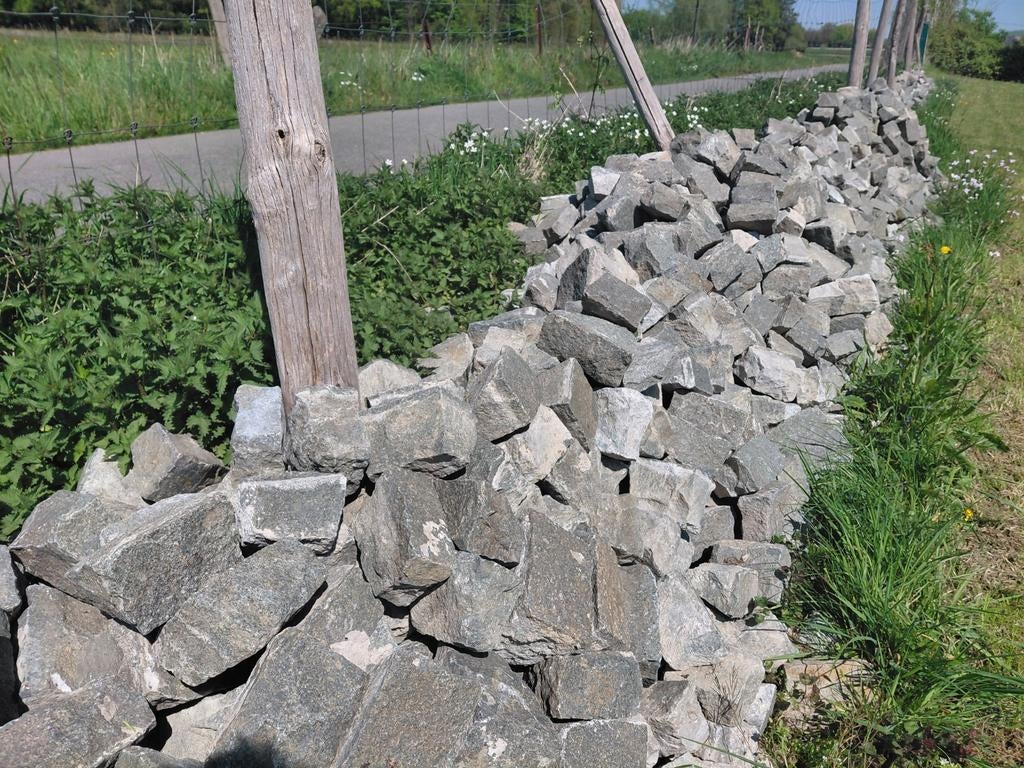 Lot de pavés de porphyre de lessine 130m2, Enlèvement